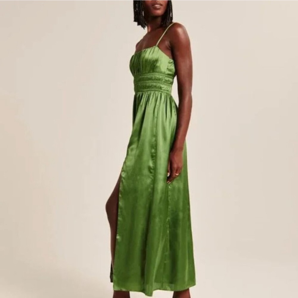 Abercrombie & Fitch Satin Green Maxi Dress - Picture 2 of 4